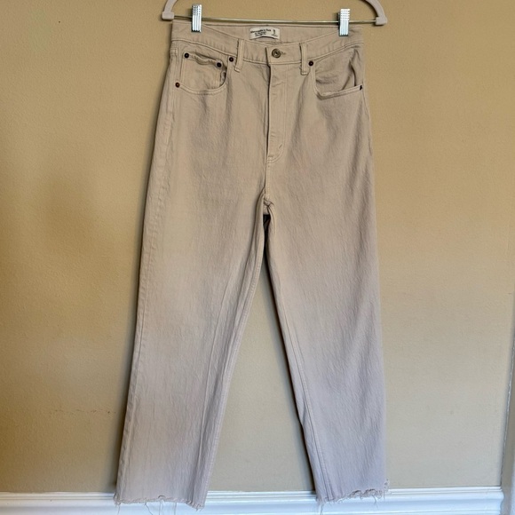 Abercrombie & Fitch The 90s Straight Ultra High Rise Jeans Cream/Khaki Denim 28 - Picture 3 of 15